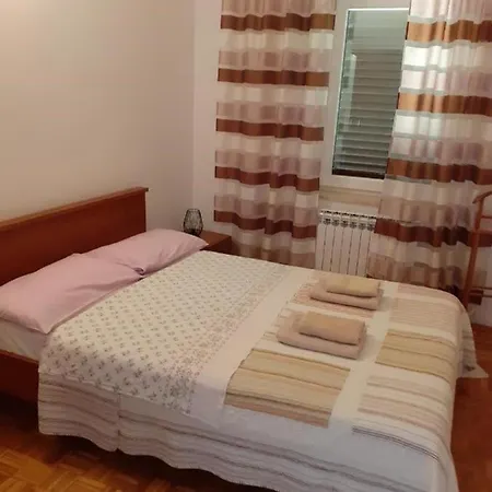 Vrata Jadrana 1 아파트