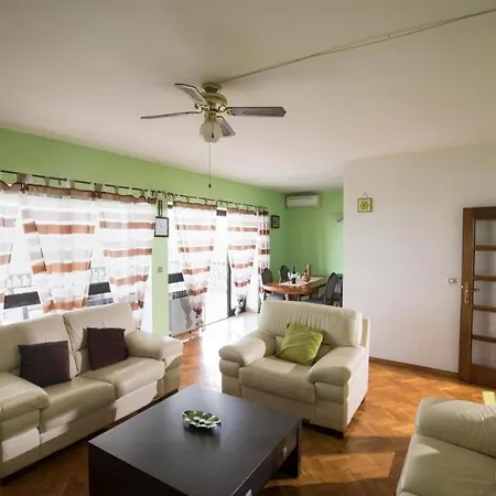 Vrata Jadrana 1 Apartman