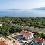 Vrata Jadrana 1 * Rijeka